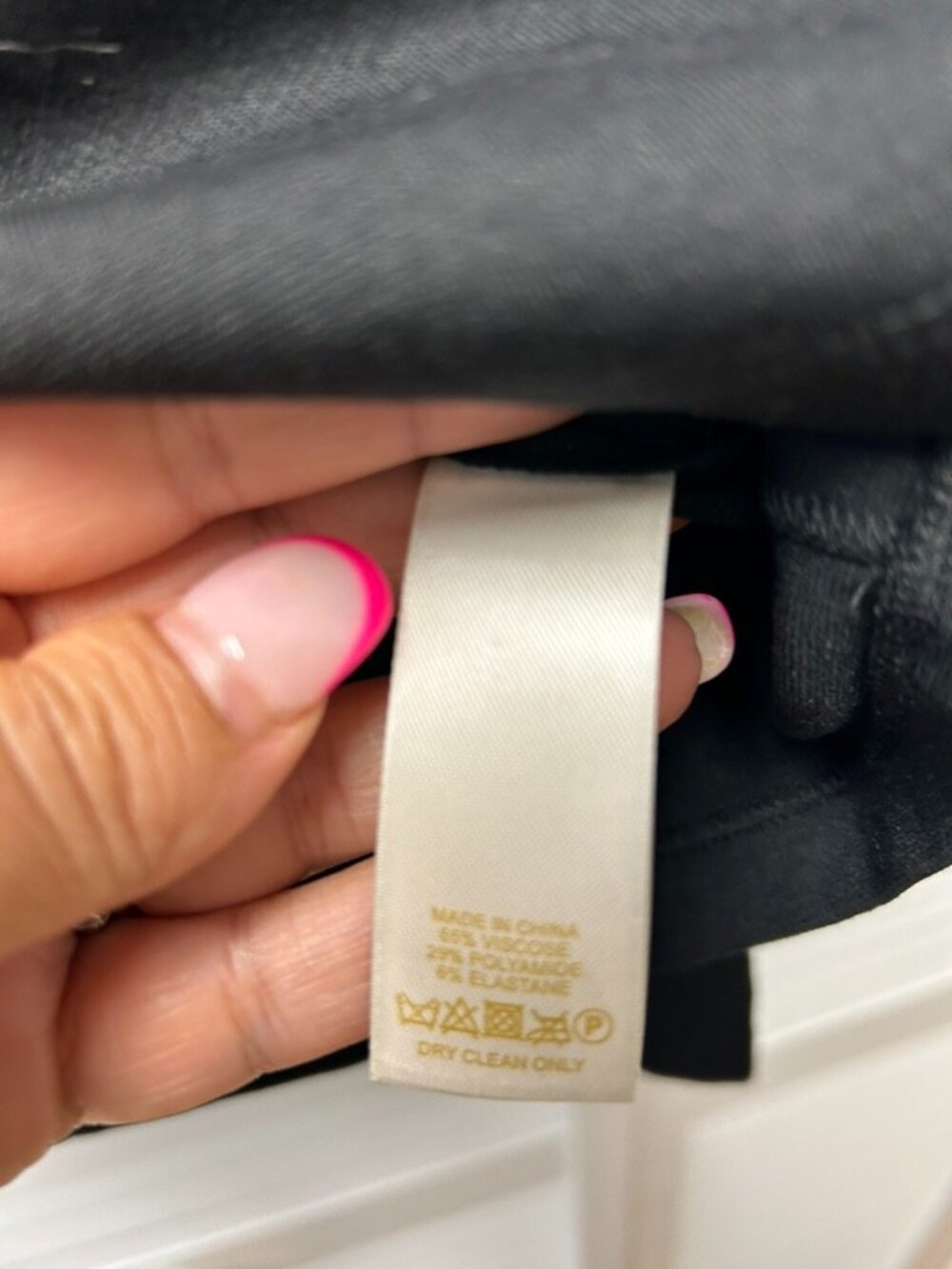 Kate Spade Black Mock Neck Top Gold Back Zipper Size 6 - Picture 3 of 6